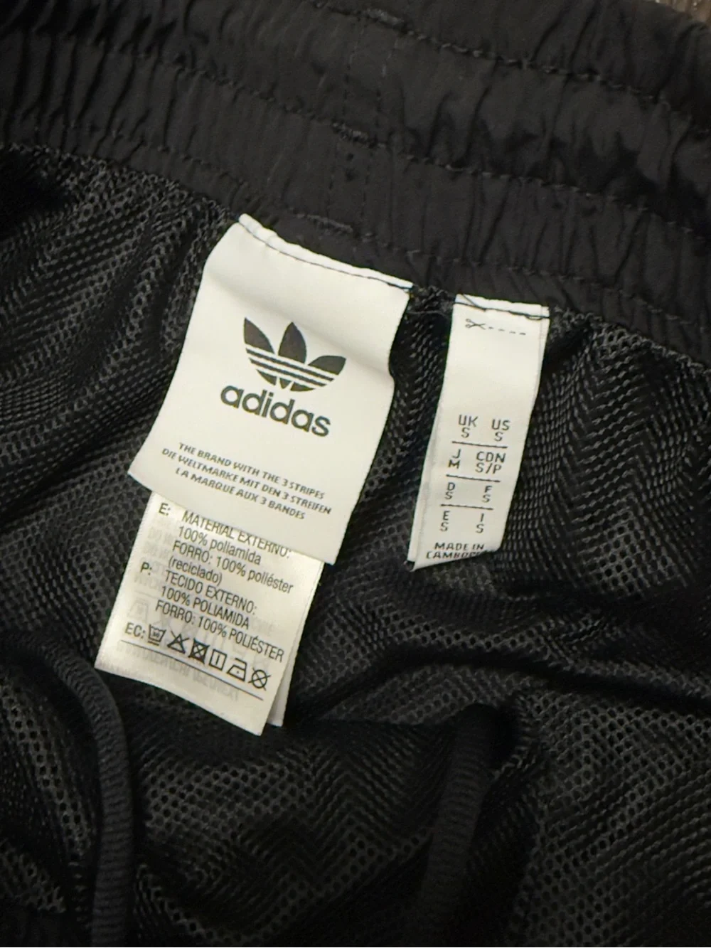 adidas lightweight athletic